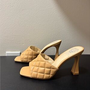 Vince Camaro Tan Quilted Heels Size 38.5 US 8